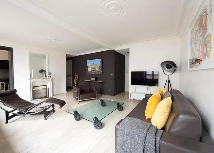 Jehan Apartment *