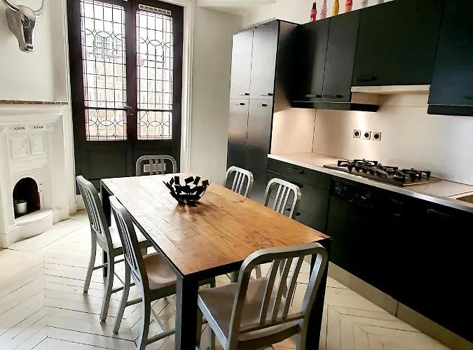 Jehan Apartment